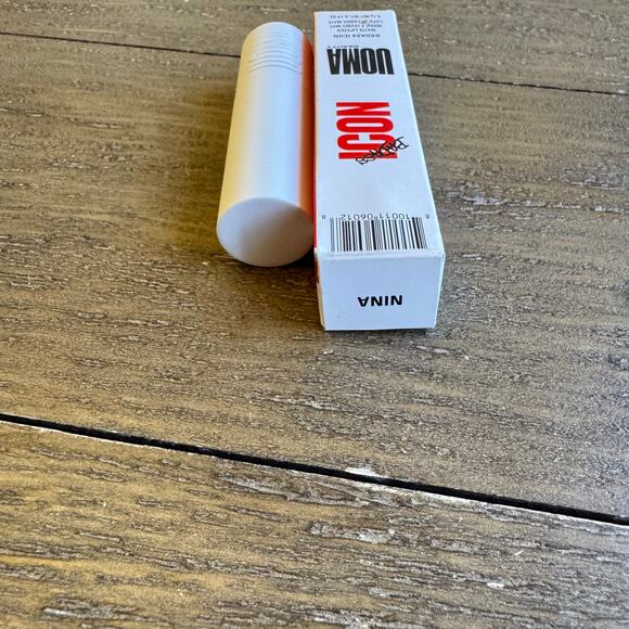 UOMA Beauty Badass Icon Matte Lipstick 0.14oz Shade Nina NIB Icon Cocoa - Picture 5 of 7